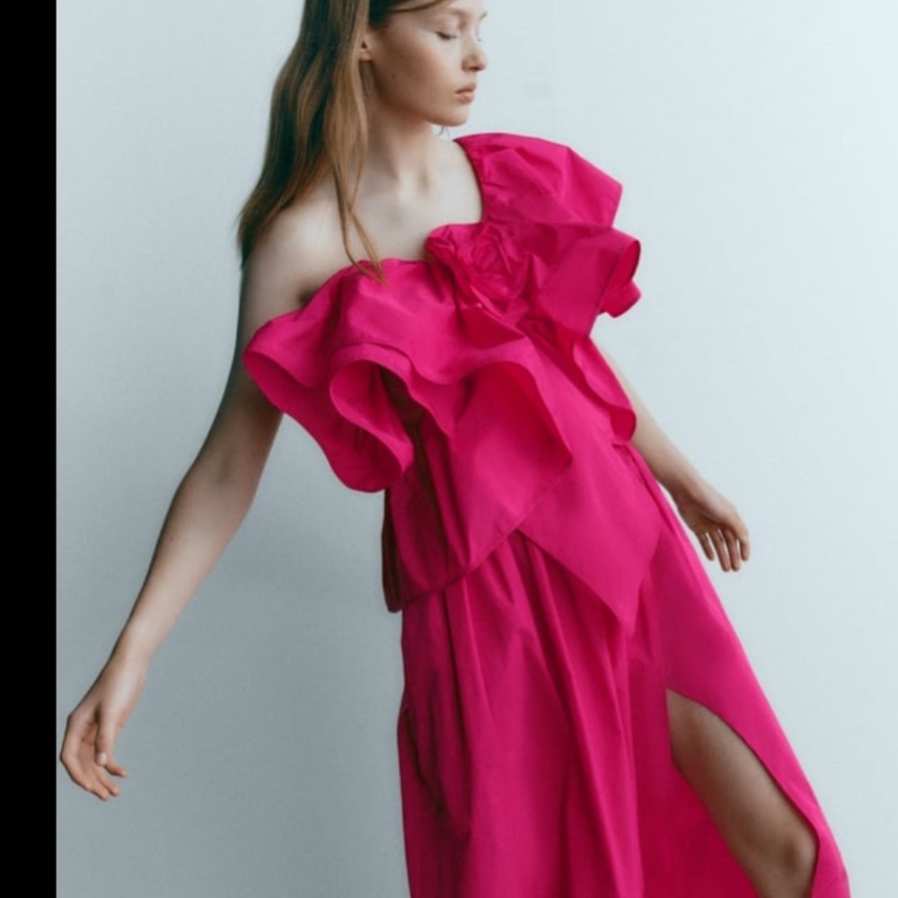 Zara raised rose ruffled asymmetric voluminous top - Picture 13 of 16